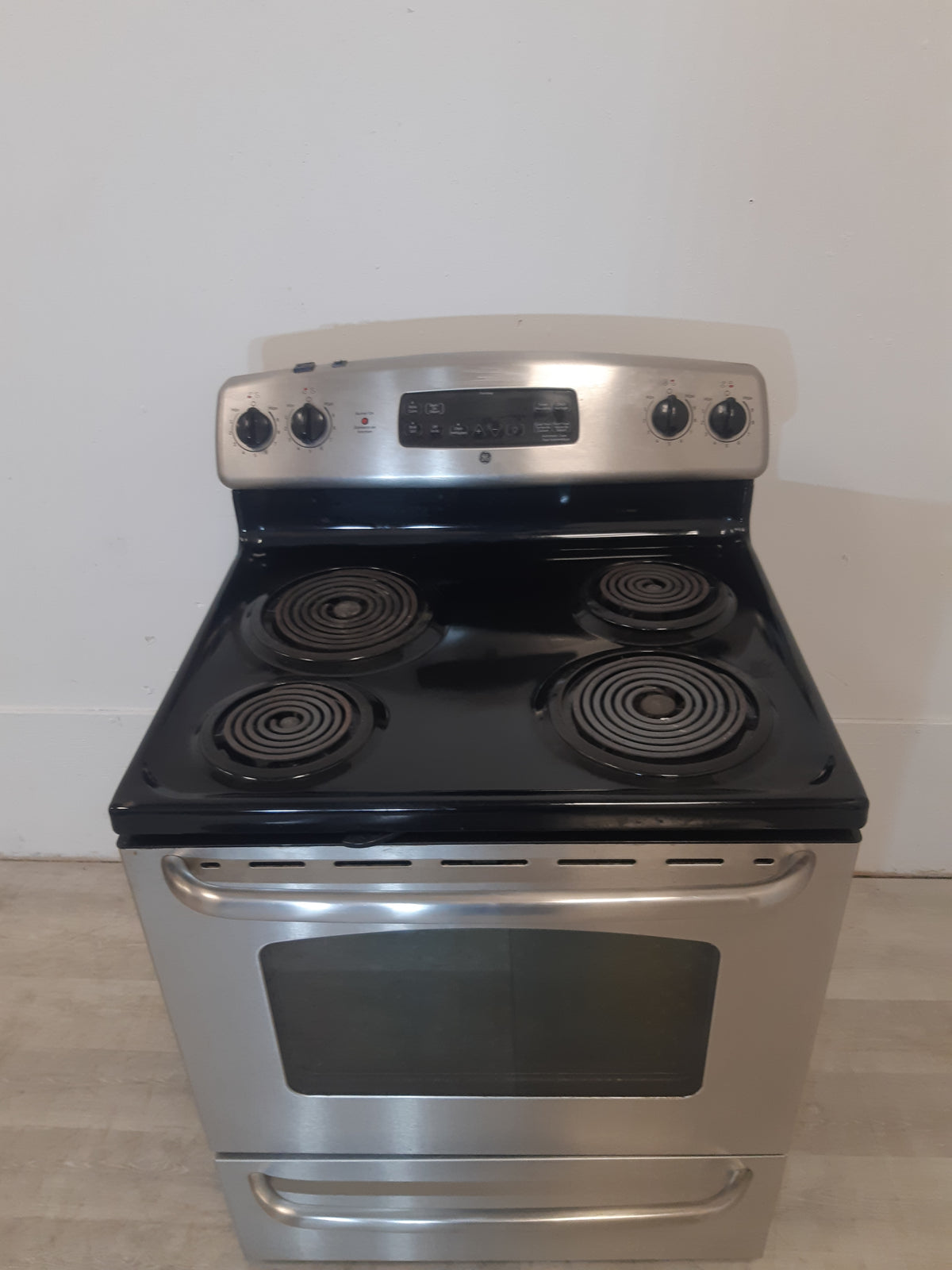GE Electric Stainless Steel Stove