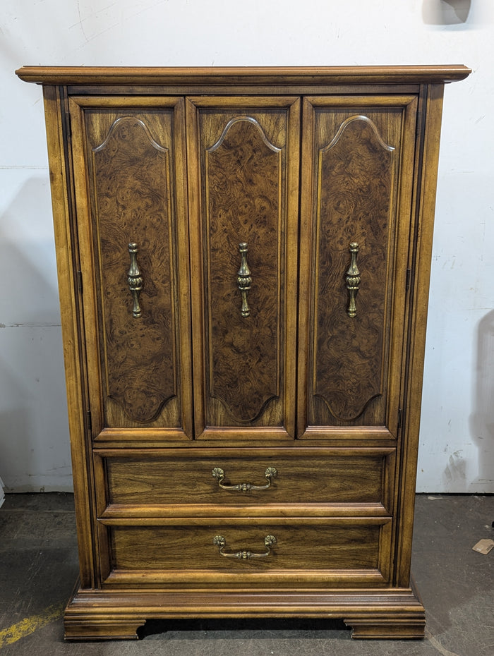 STANLEY Armoire In Neoclassical Style