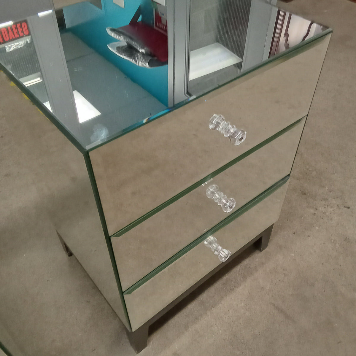 20"W 3-Drawer Side Table with Mirrored Finish