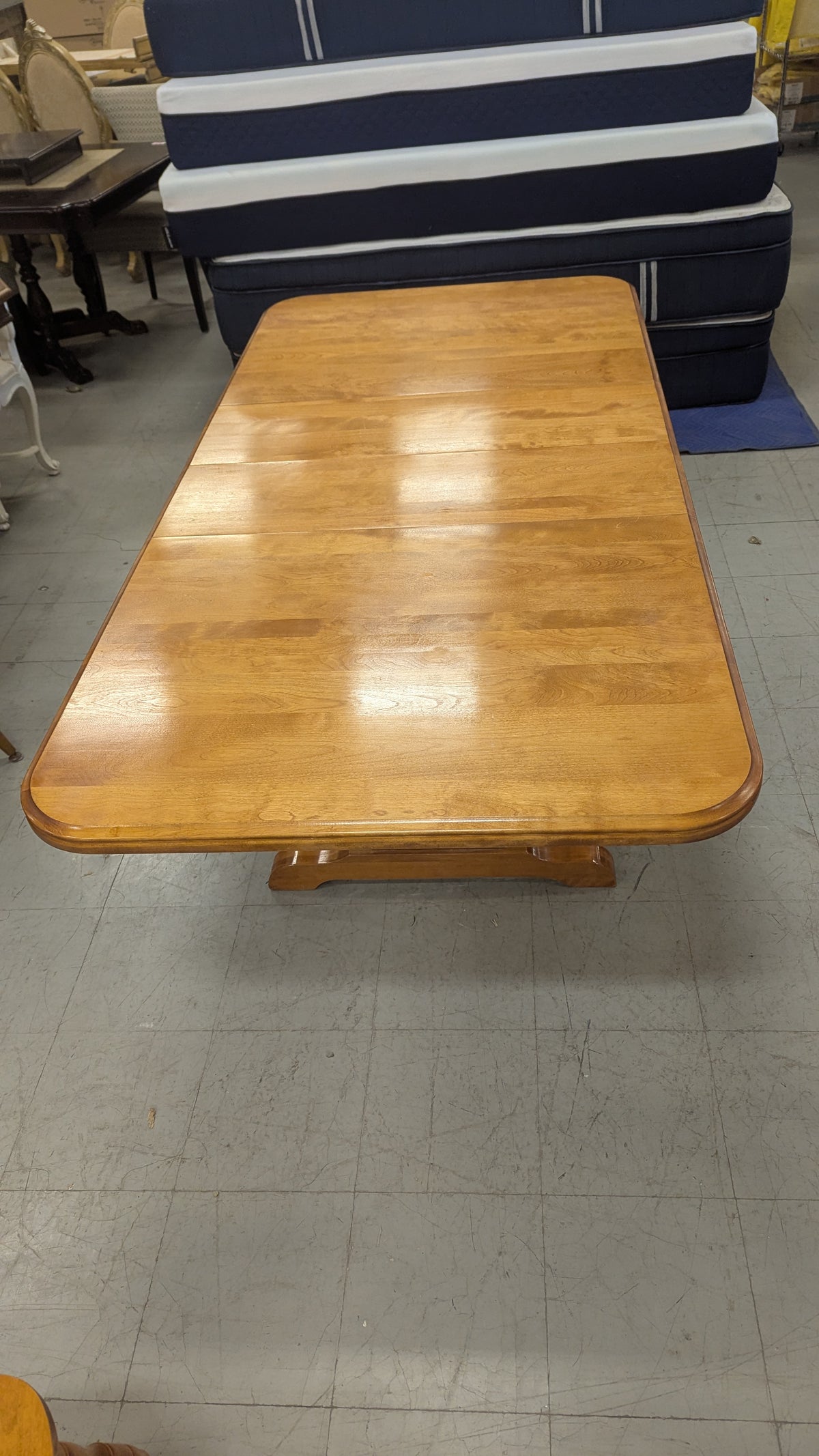 58"W Maple dining table w/ 6 Chairs