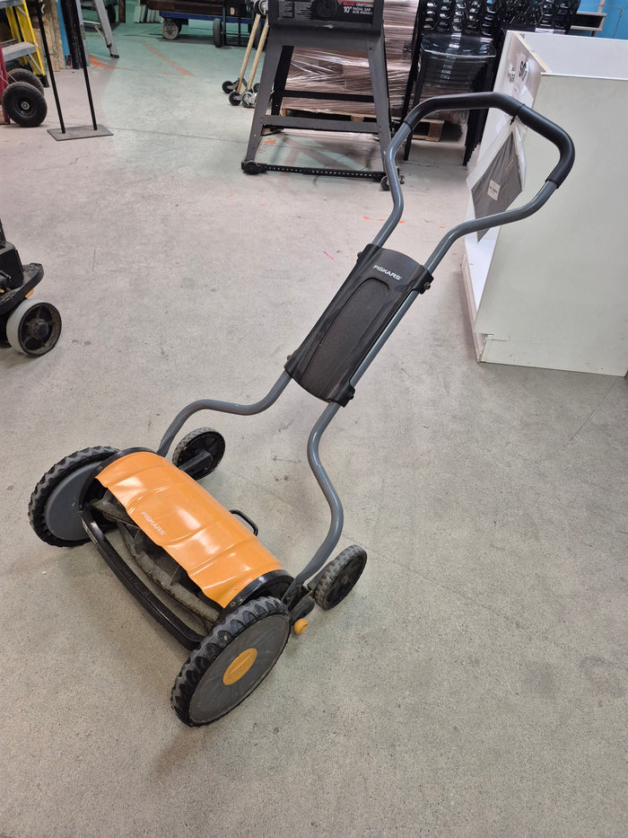 Where to Find Cheap Lawn Mowers: Top Deals & Expert Tips