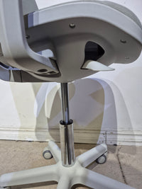 Vinsetto Office Chair -  Mesh Back -  Swivel Castors -