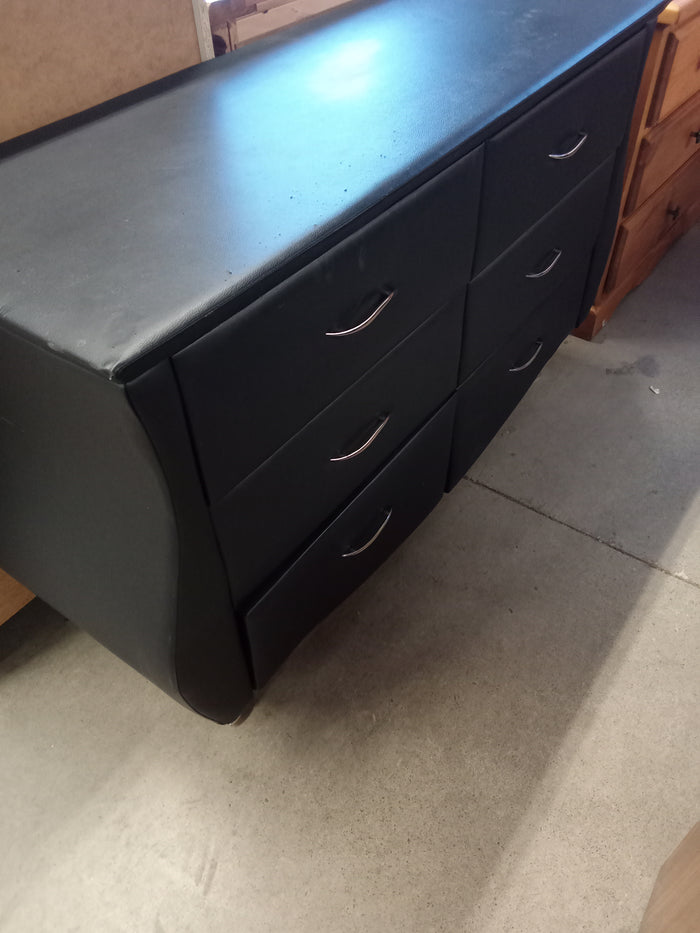 52"W Black 6-Drawer Dresser