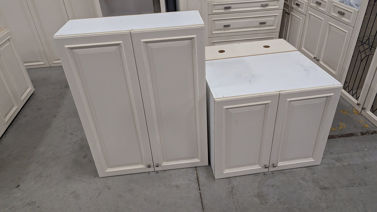 18-Piece Cream Kitchen