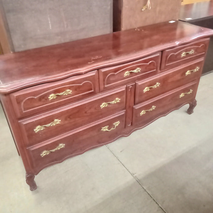 64.5"W 7-Drawer Dresser