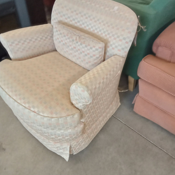 32"W Arm Chair