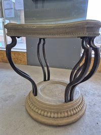 Single Pedestal / Glass Table