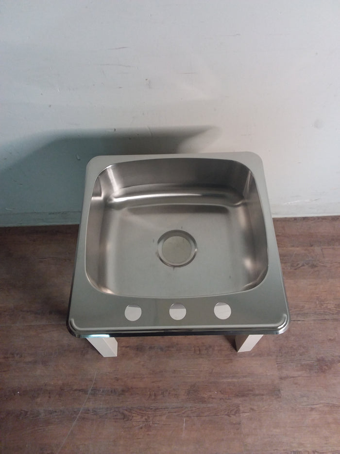 VALU+ Stainless Steel Single Kitchen Sink - 7 x 20 x 20-in