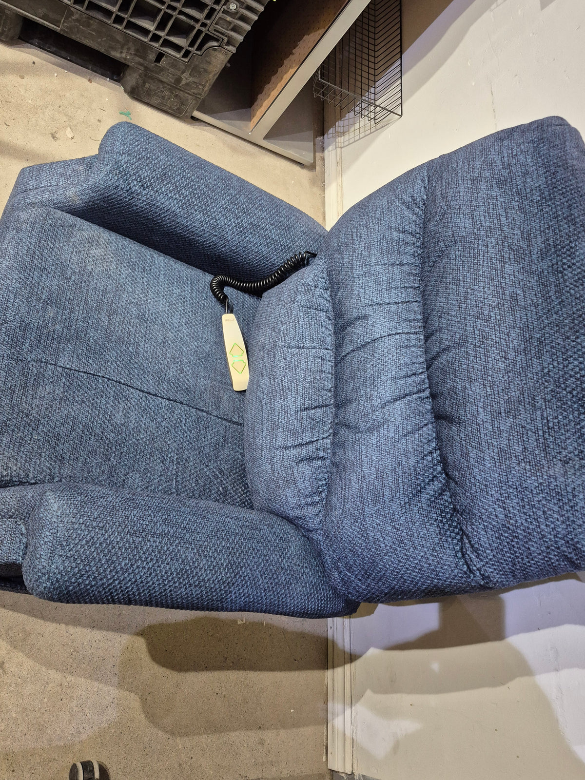 Blue Fabric Electric Lift Chair/Recliner