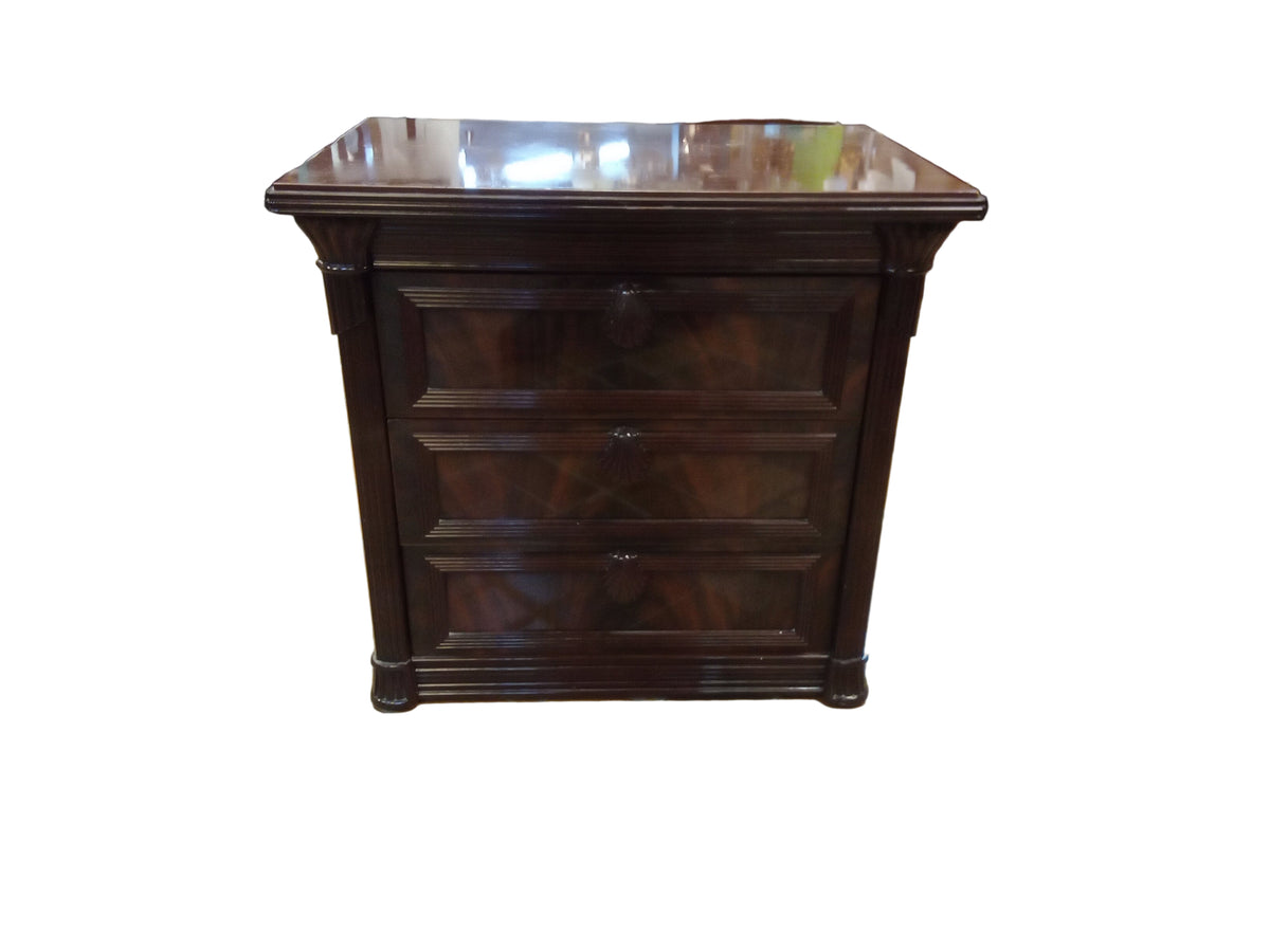 Traditional Style Night Stand