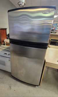 Whirlpool 30" Refrigerator - Top Freezer