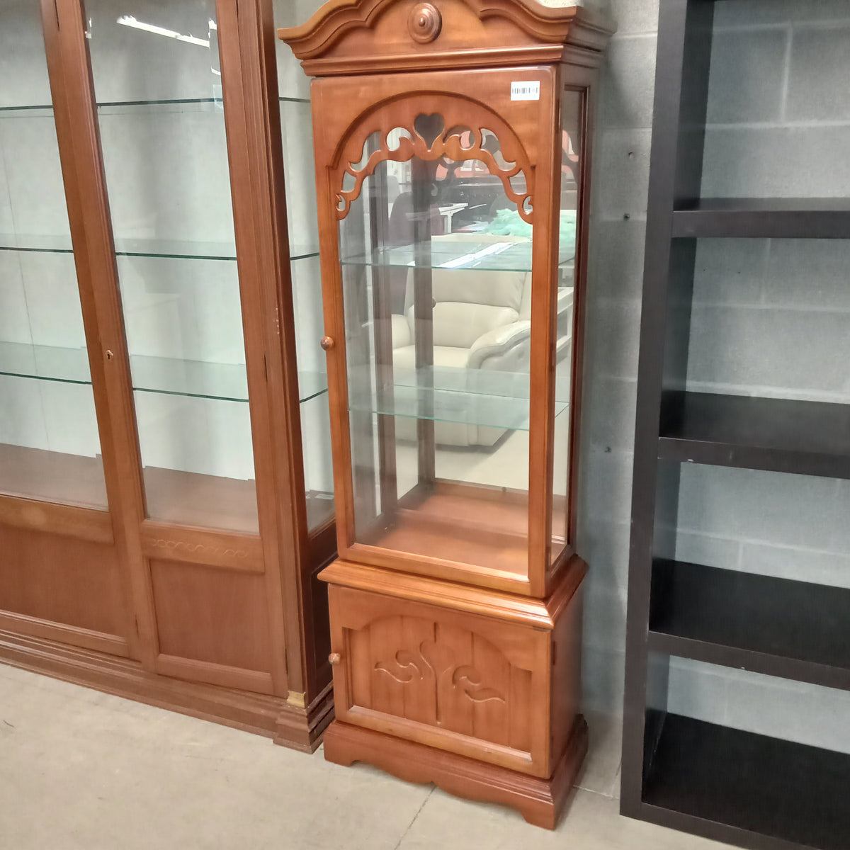 24.5"W 1-Piece Display Cabinet with Glass Doors and Sides