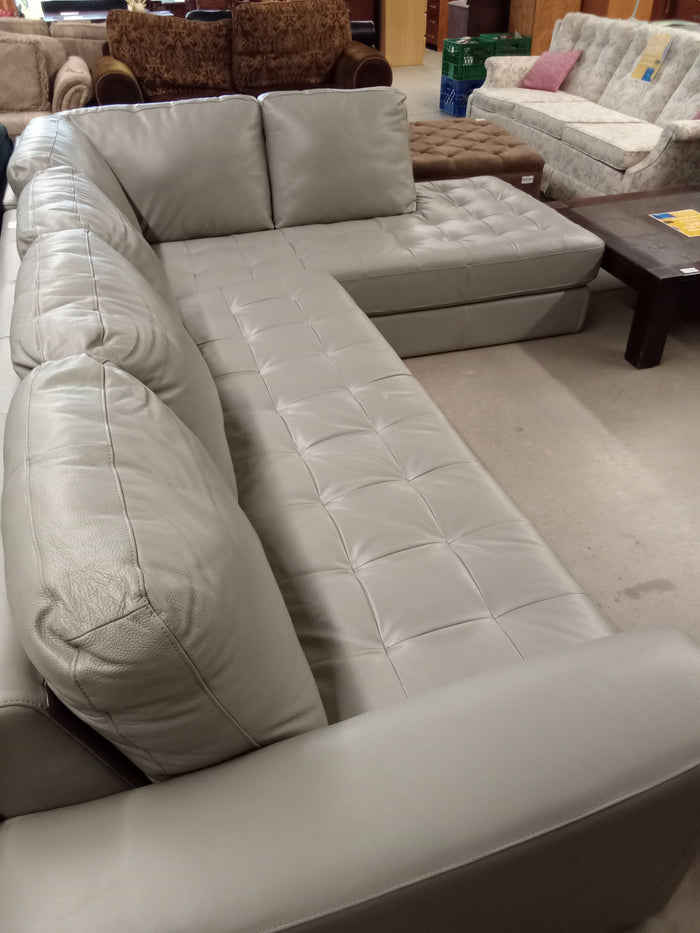 120"W 2-Piece Sectional Sofa in Gray Leather (No Legs)