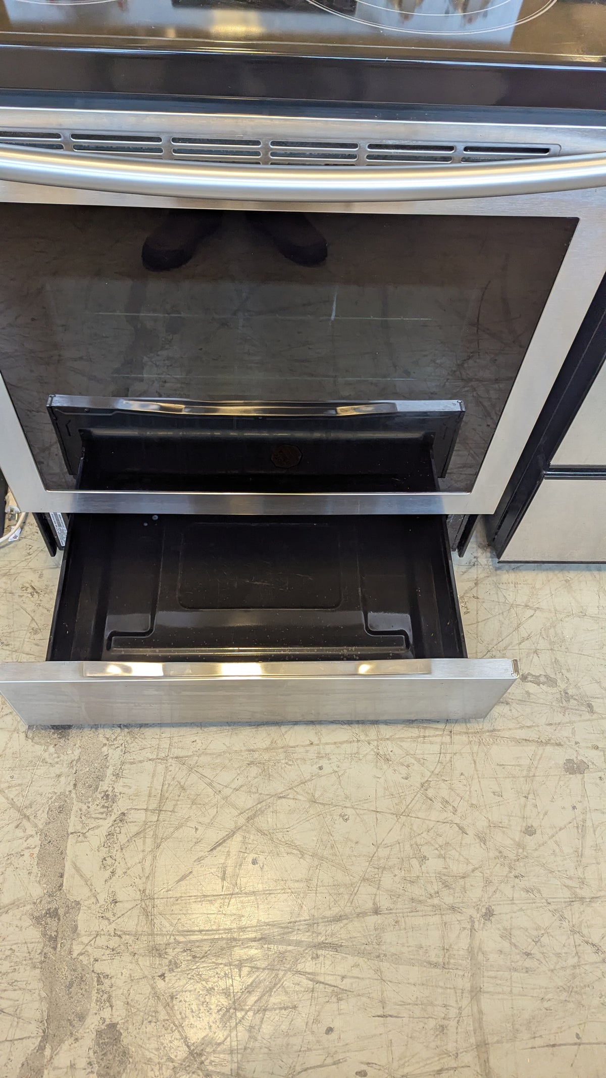 30"W Electric Samsung Stove
