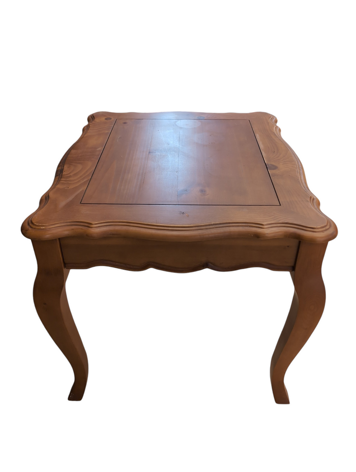 Maple Scalloped Side Table