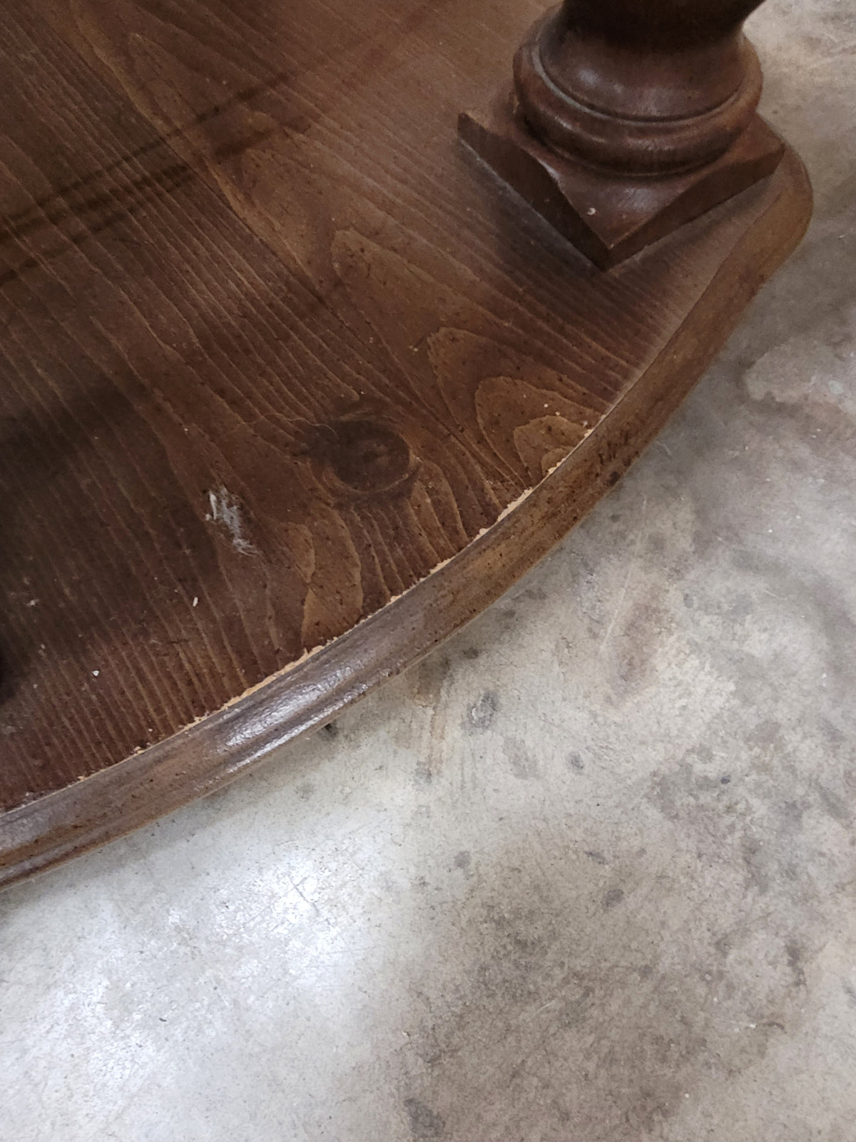 Rustic Oak Low Tv Stand
