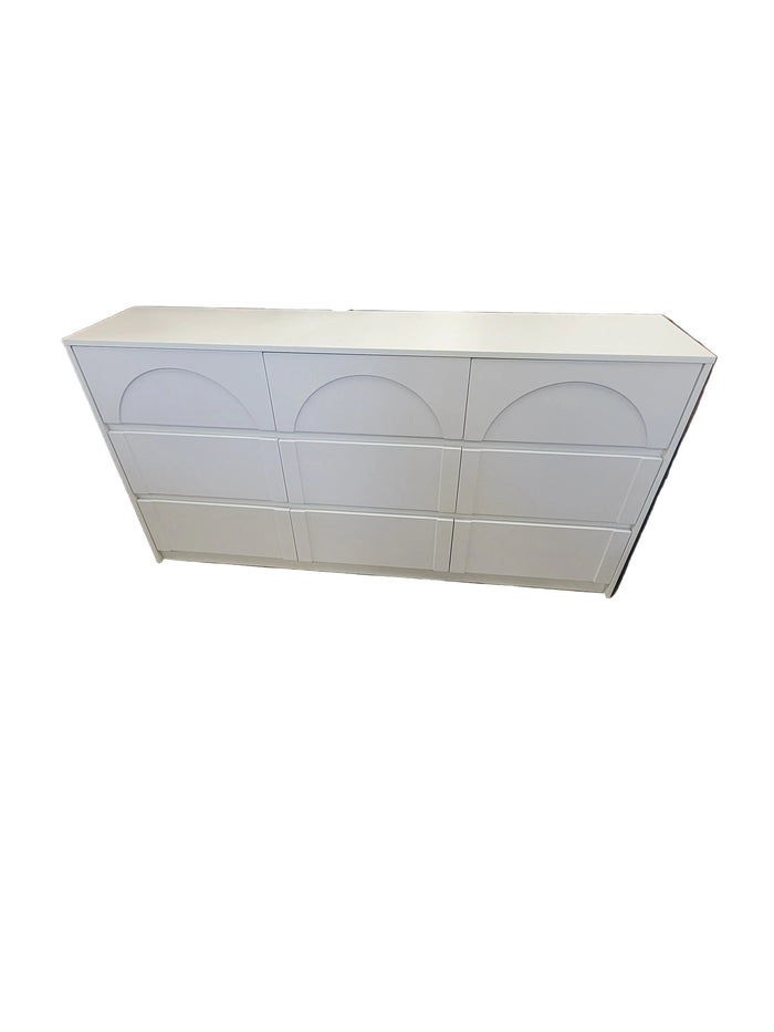 Modern White 9-Drawer Dresser