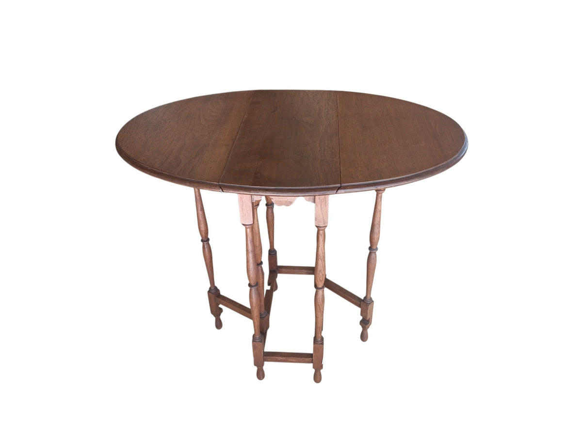 Drop-Leaf Oval Vintage Accent Table
