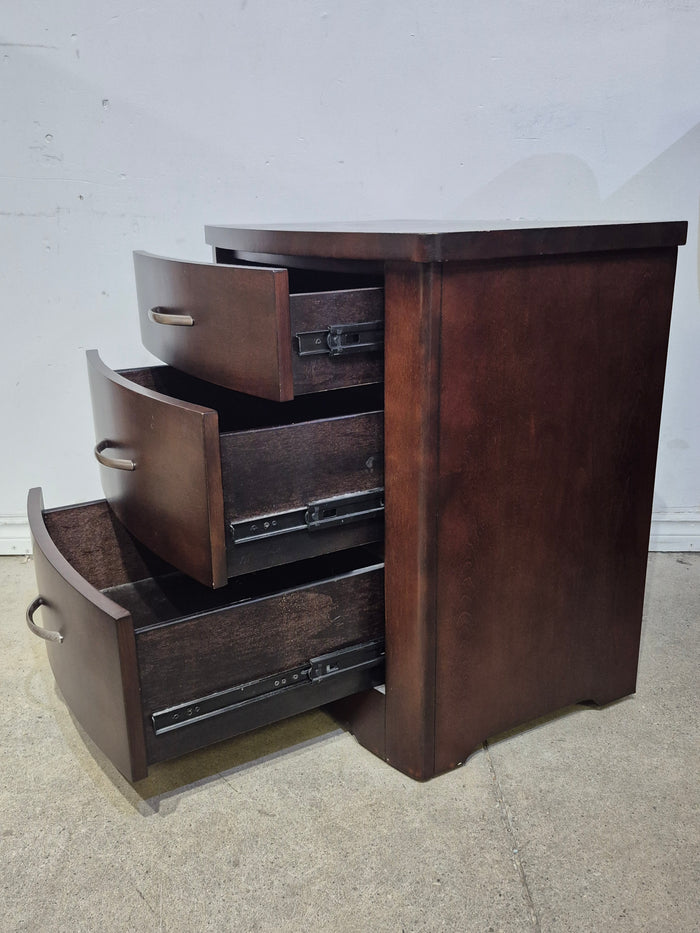 3-Drawer Night Stand