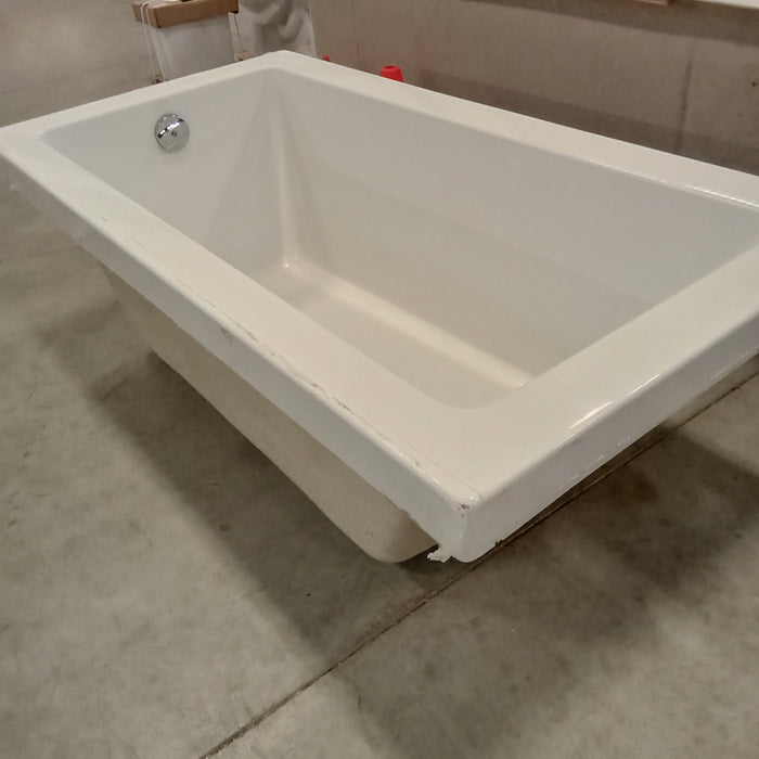 60" Acrylic Bathtub - White