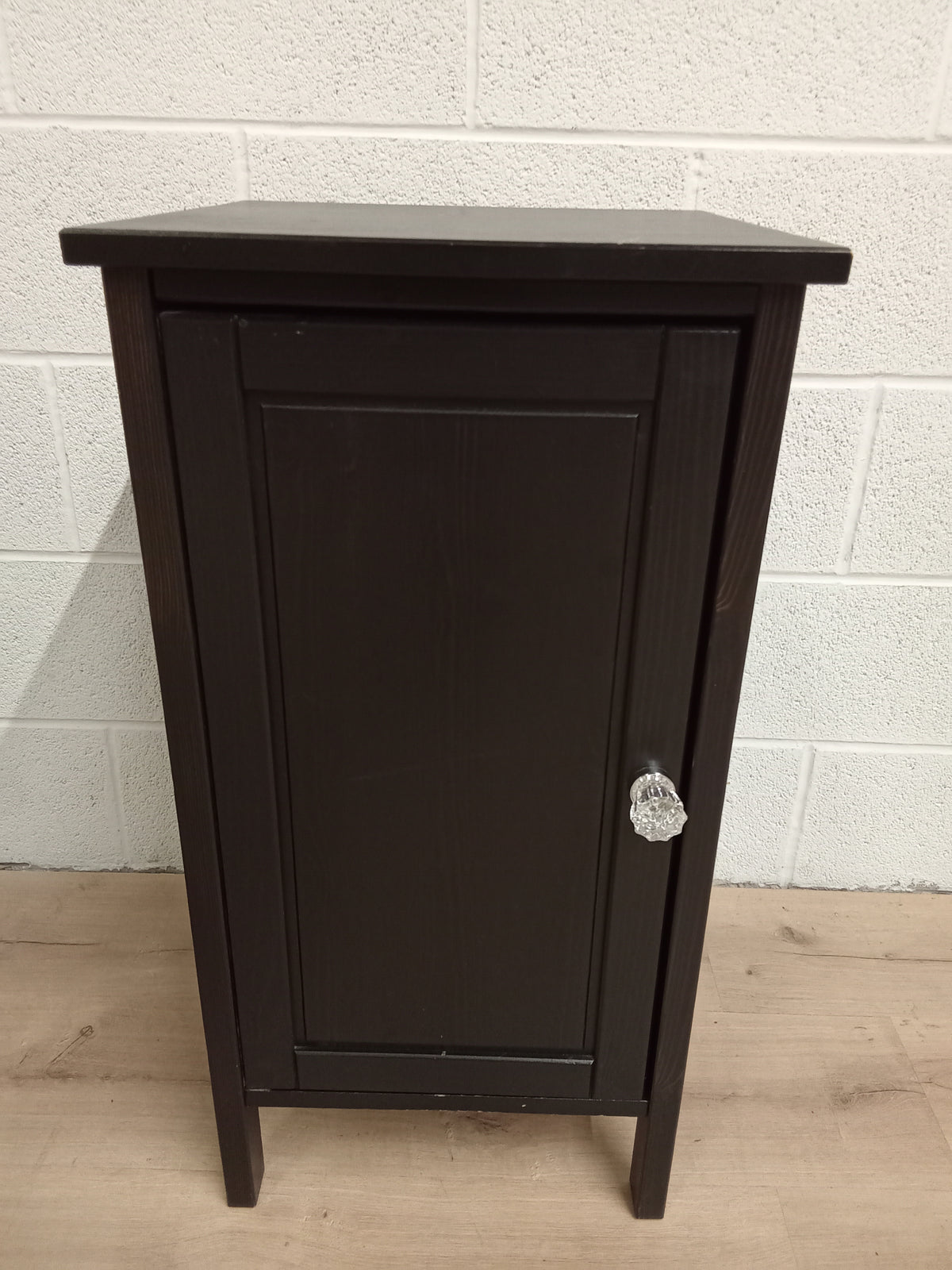 15.5"W End Table in Black Painted Wood