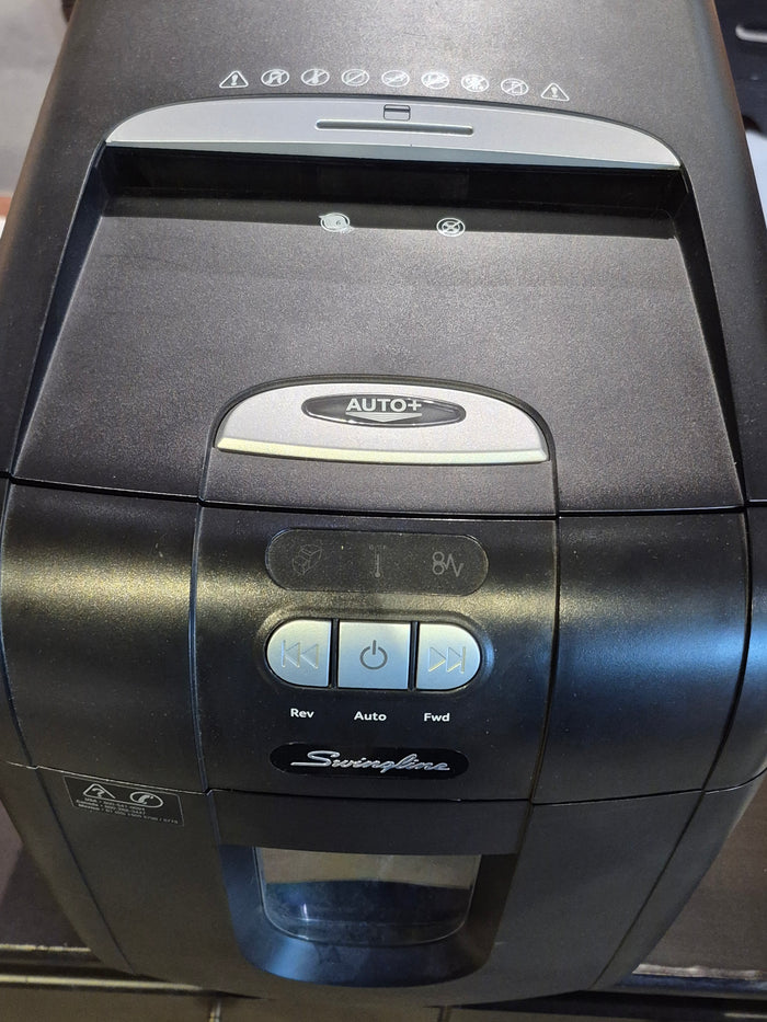 Swingline 9" Shredder