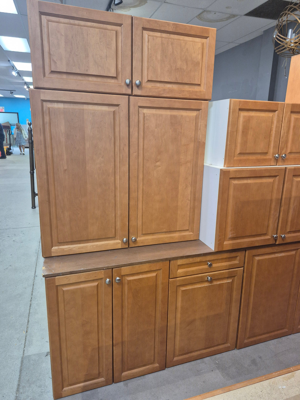 Maple Cabinet Set