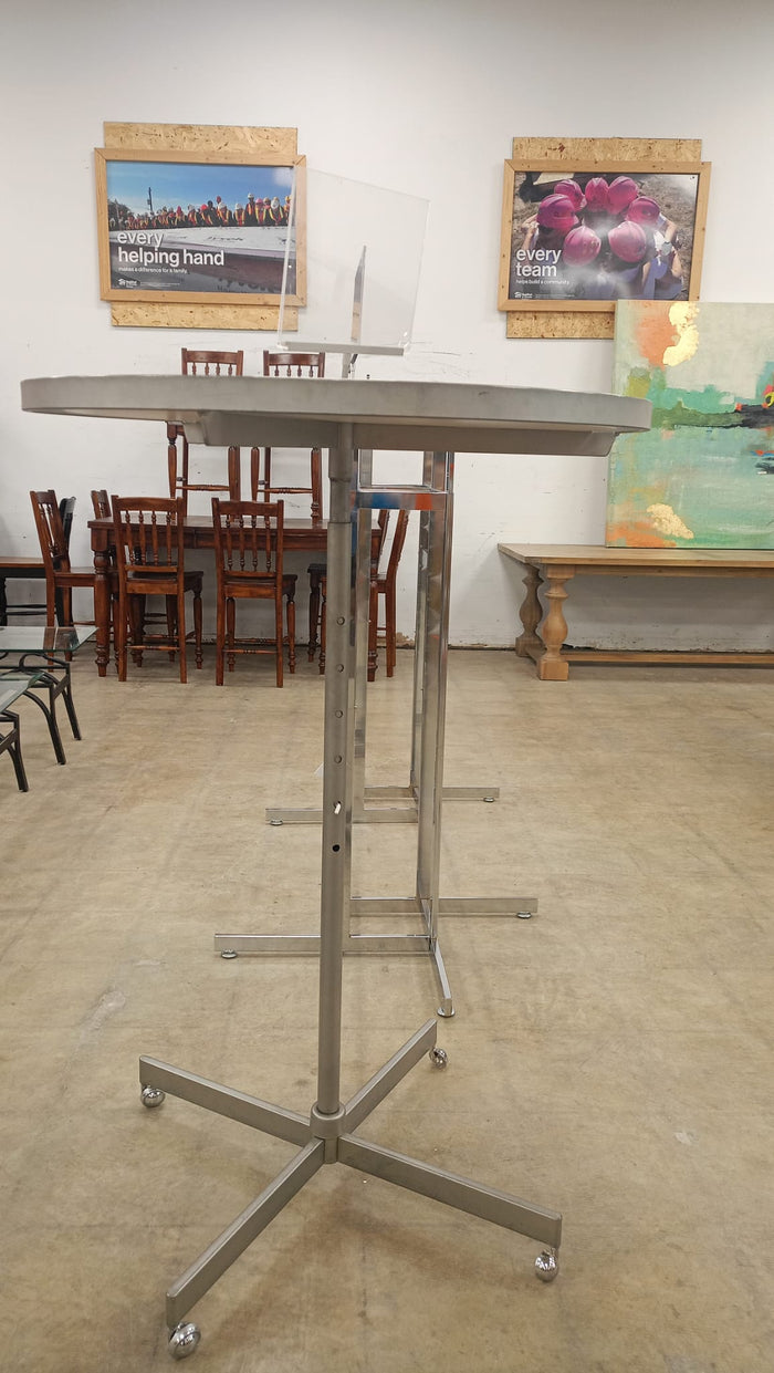 Round Portable Clothing Garment Rack