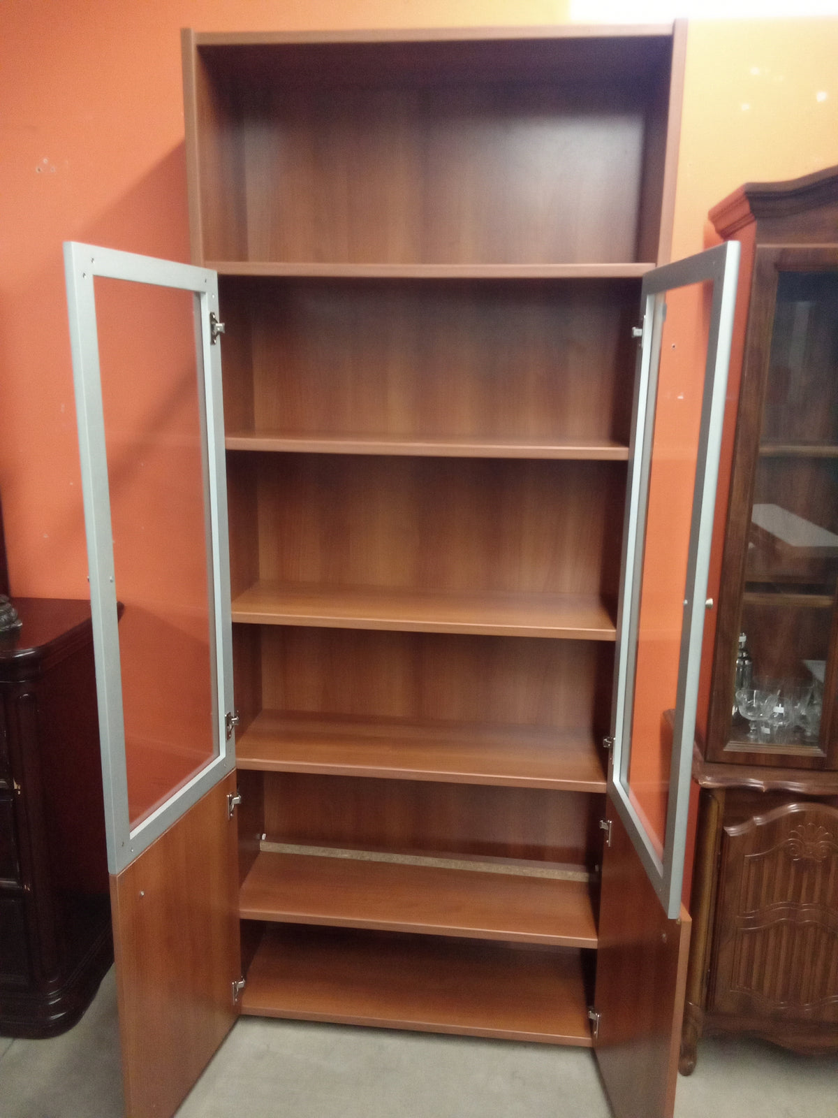 37.5"W Kitchen Cabinet