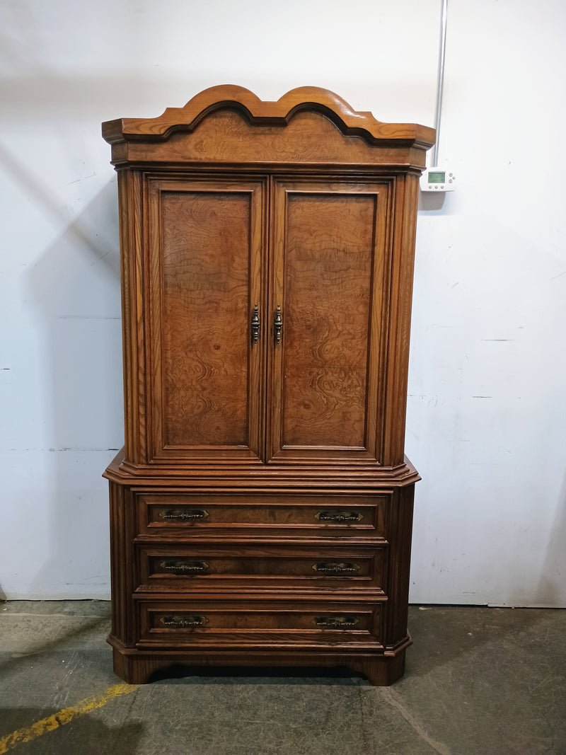 Vintage Bedroom Wardrobe
