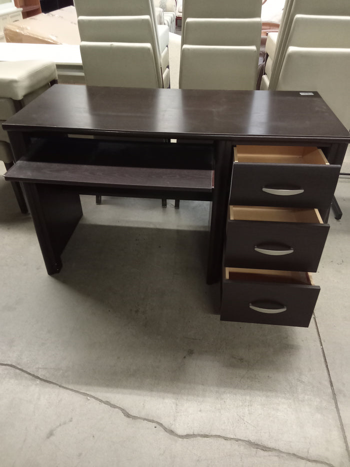 49.5"W Single Pedestal Desk