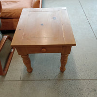23"W Knotty Pine End Table with Drawer