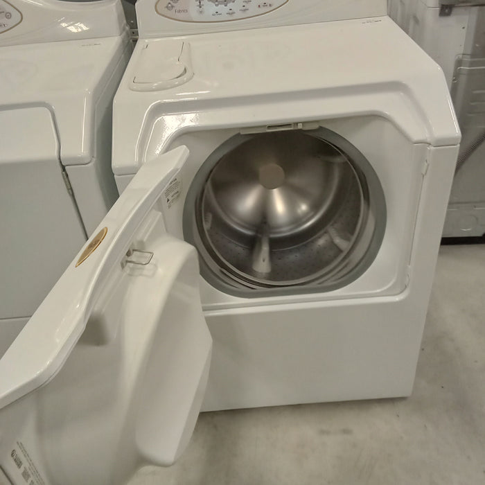 27"W White Front Load Washing Machine