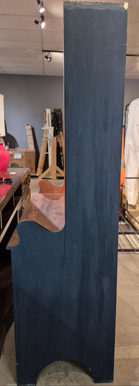 Distressed Pine Hutch
