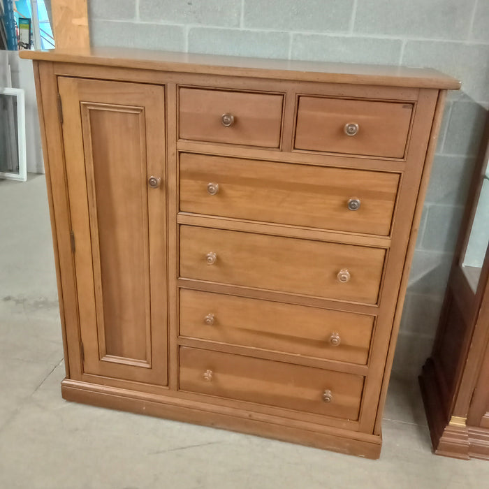 Wooden Dresser W/Drawer and Cabinet Door #AT3