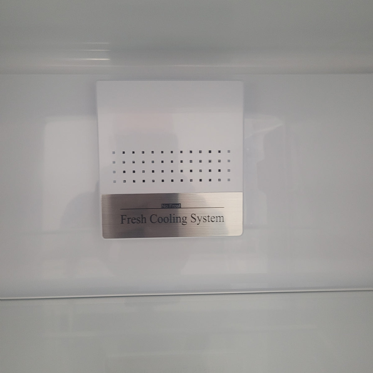 21"W White Fridge Freezer