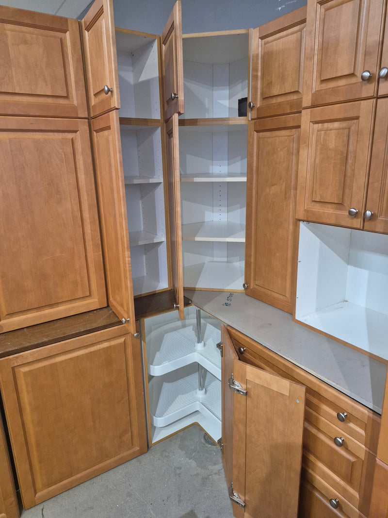 Maple Raised Panel Kitchen Set
