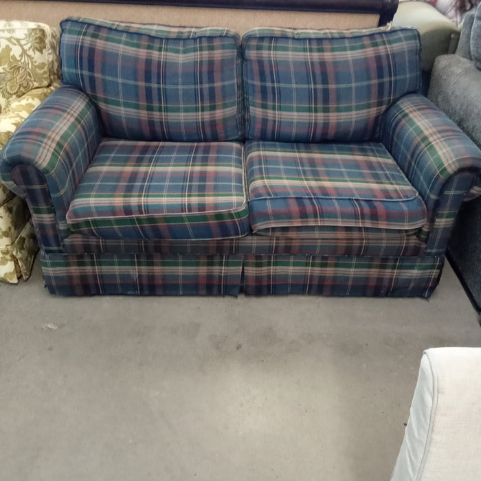 63"W Love Seat in Tartan Fabric