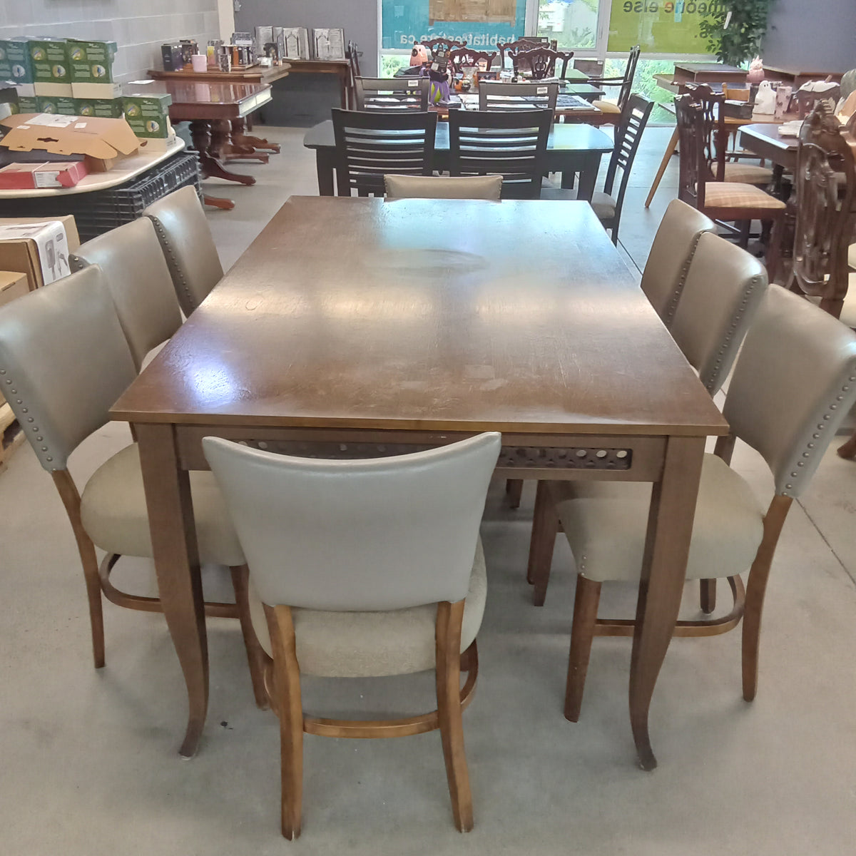 70.5"W Dining Table with Eight Chairs