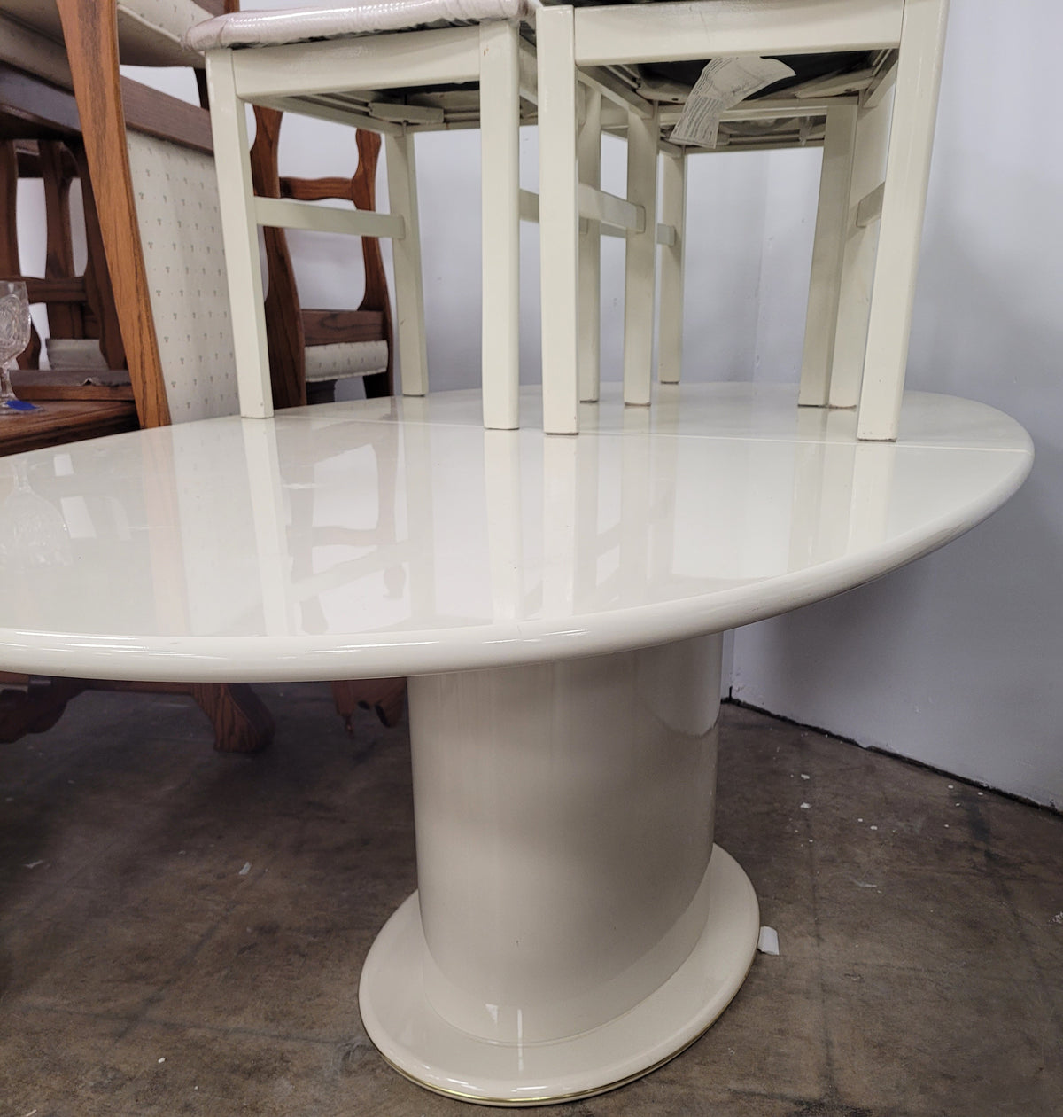 White Dining table W/6 chairs #FT6