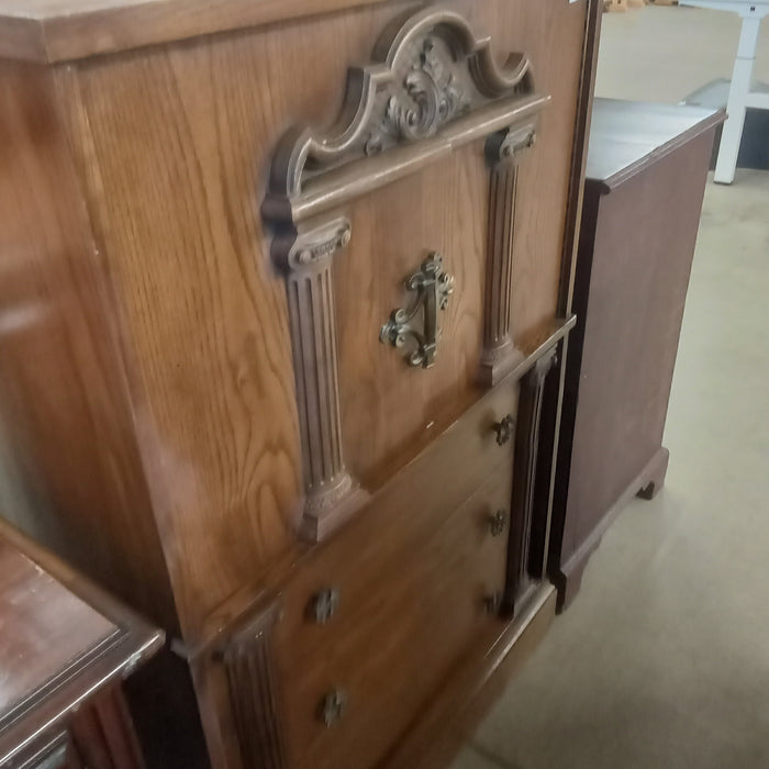 34"W 3-Drawer Dresser with Two Cupboards