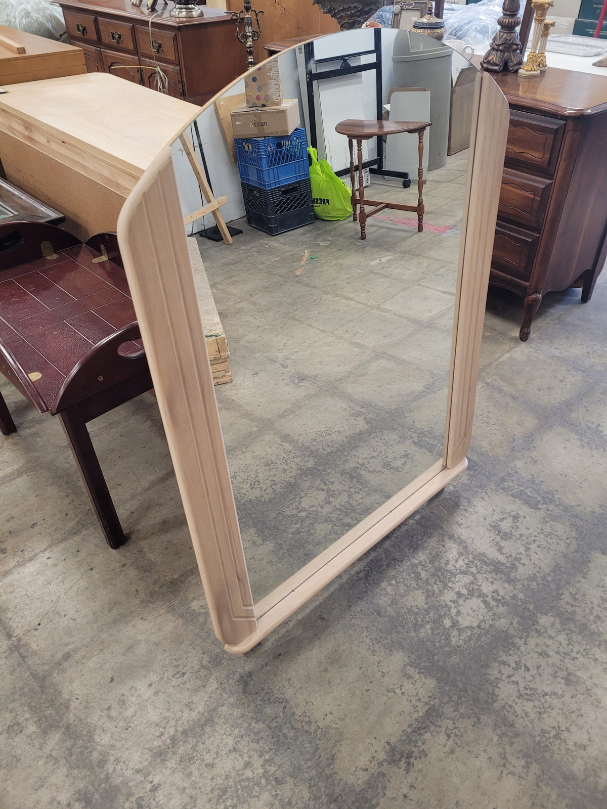 Light Wood 6-Drawer Dresser W/Mirror