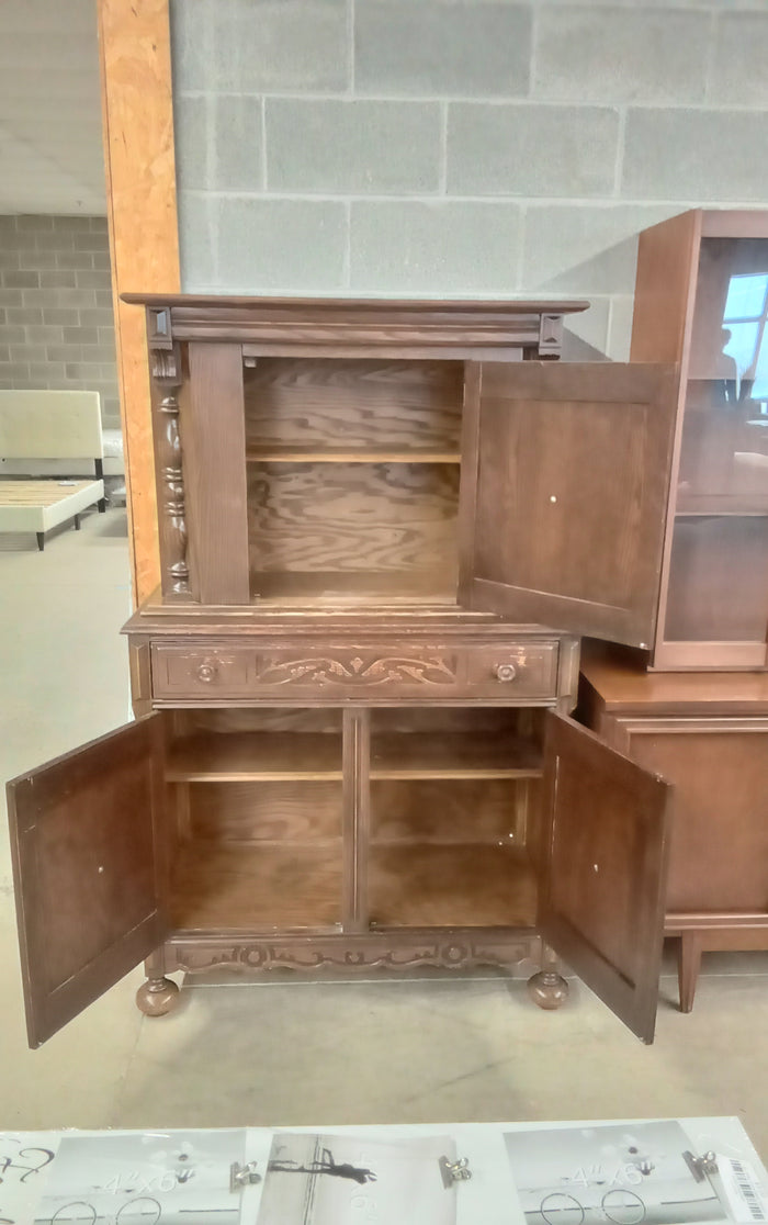 38"W Rustic Wood Sideboard with Hutch