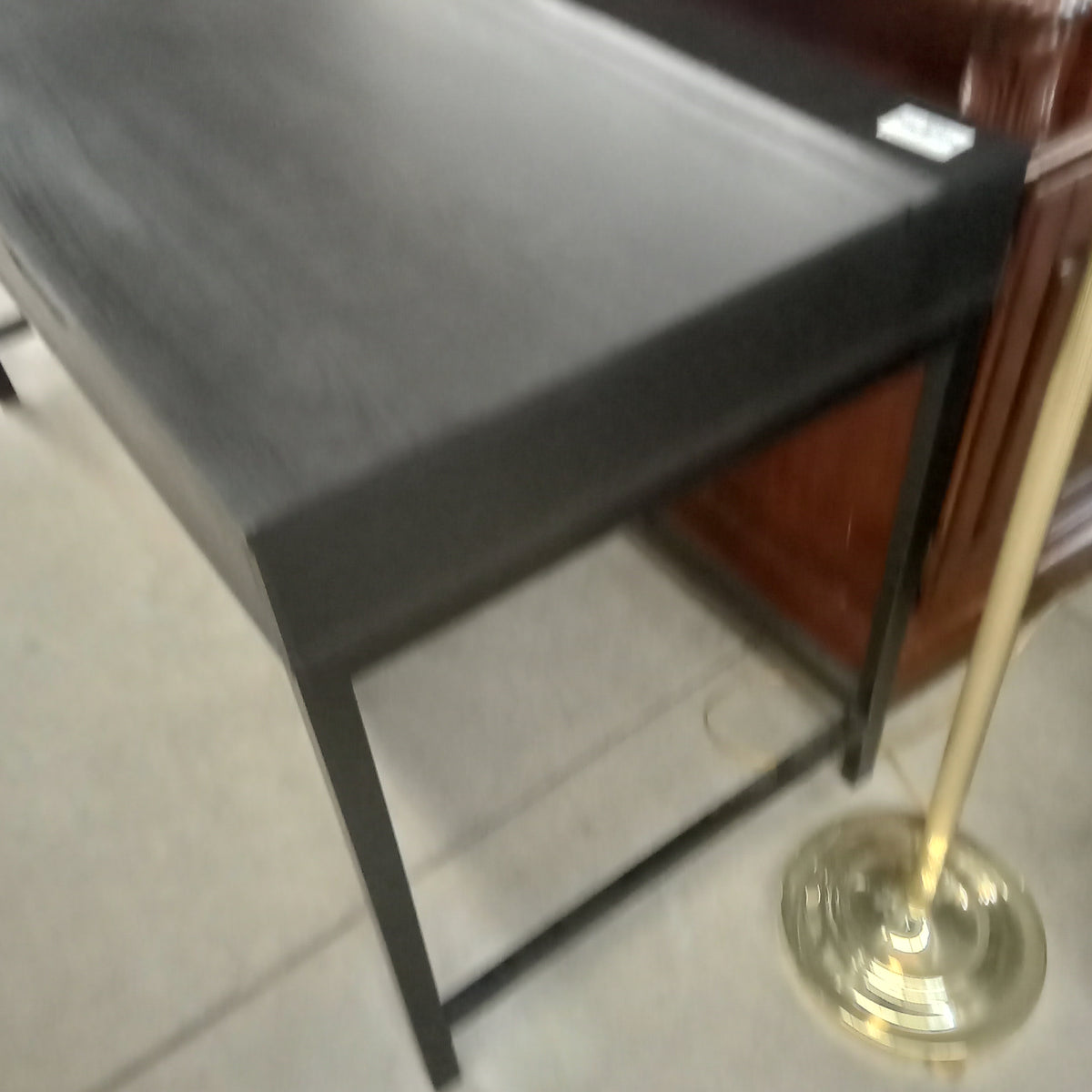 52"W Modern Desk in Black