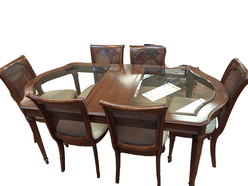 Deilcraft Dining Set w/6 chairs