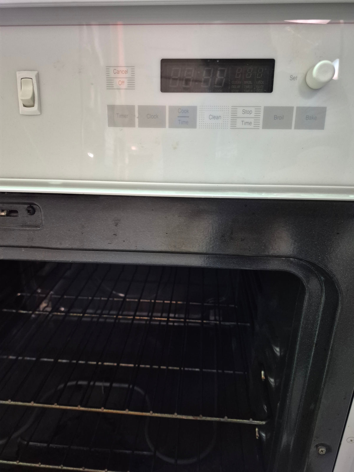 Jenn-Air White Wall Oven