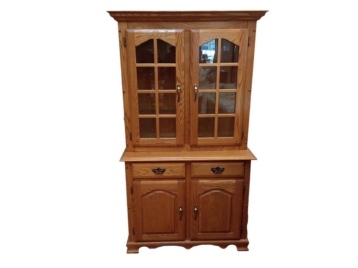 Traditional Hutch