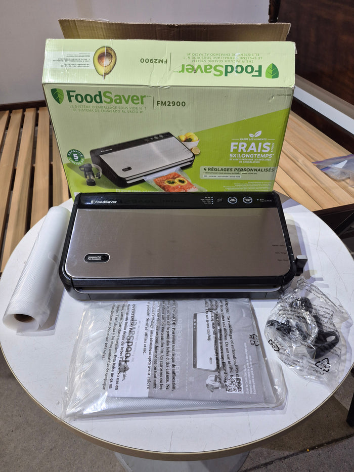 FoodSaver FM2900 Vacuum Seal System