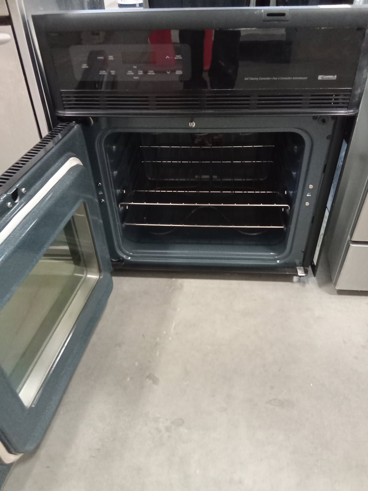 27"W Built-In Oven in Black