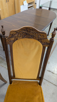 Early American Dining Set